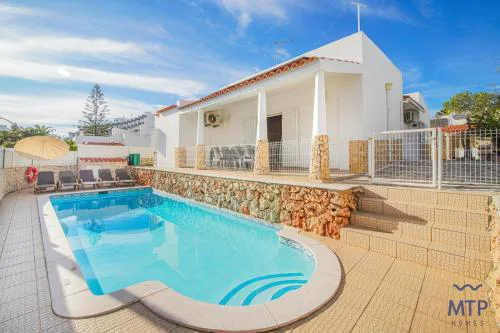 Vila San Remo by MTPhomes