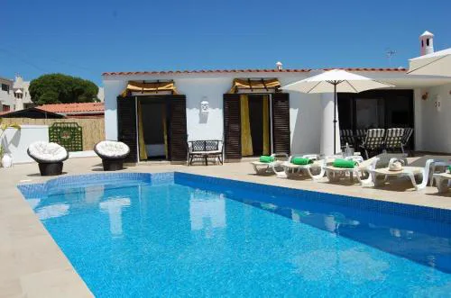 Villa 2, great spot Oura beach, Albufeira