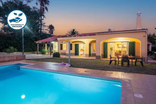 Villa Bali - Piscina aquecível e jacuzzi em Albufeira