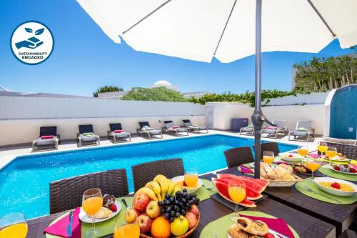 Villa Casa Castelo - Refúgio com piscina aquecível e BBQ na Galé, Albufeira