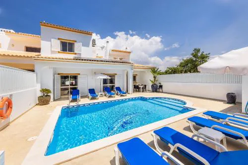 Villa Chiquito Albufeira - Private Pool&Parking - BBQ&AC&WI-FI
