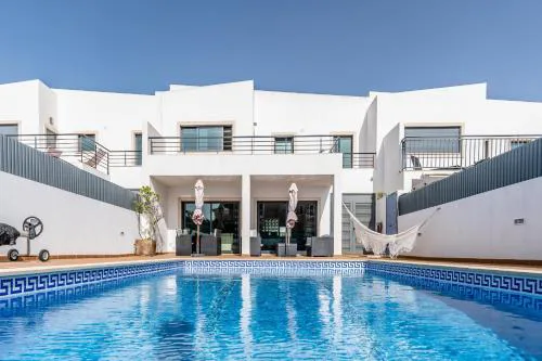 Villa Feliz Algarve with Private Pool - São Rafael