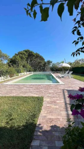 Villa with pool in the Heart of Oura - Albufeira