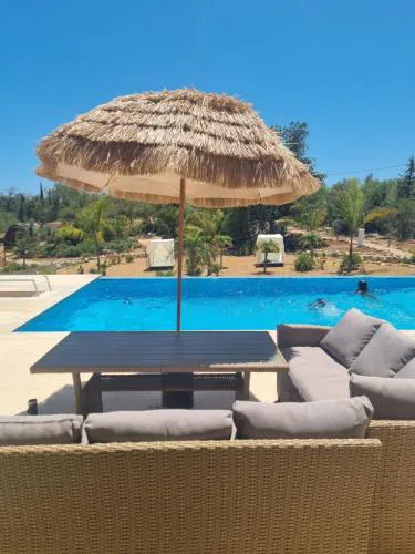 Eco Lodge Villa das Alfarrobas com Piscina
