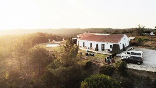 Russo Surf Resort - Vale Figueiras