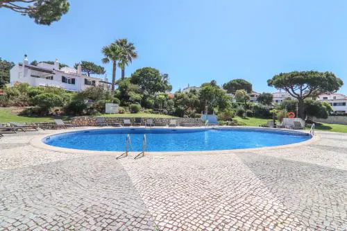 Villa Karon