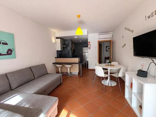 1A Terrace B - Casas & Papeis