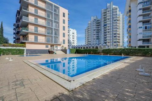 AHS Sweet Home Spacious 2 bed, 5 min Algarve beach