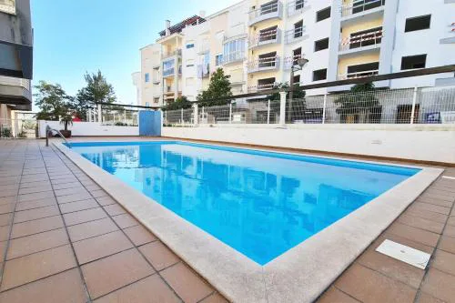 Apt TR - with pool and parking