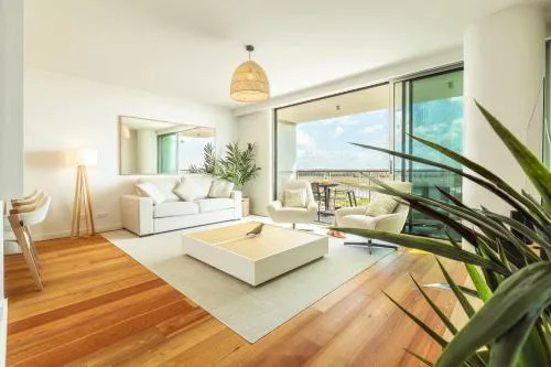 Bayline Apartment Beachfront, Lagoon View & Spa