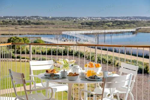 Blue Horizon-3pax Luxury Resort