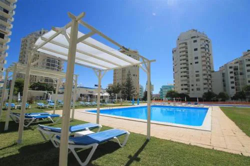 Casa da Praia II na Torre Baleeira