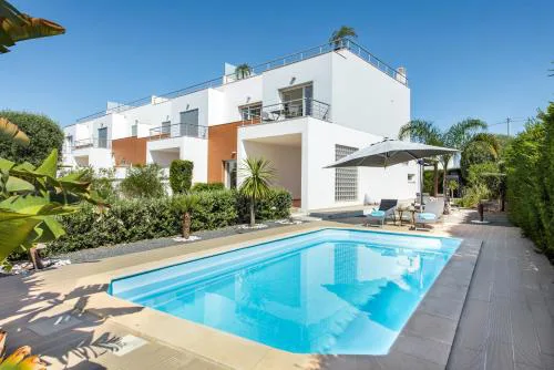 Casa Jacadi Luxury Villa, Private Pool, Rooftop terrace with sea View!