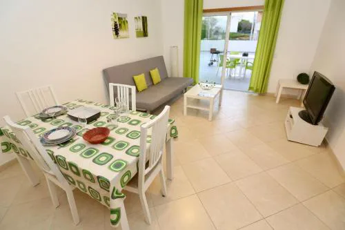 Da Ponte Flats - Armacao De Pera Terrace with bbq