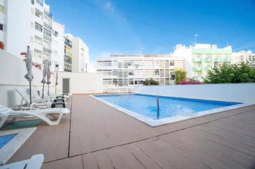 Novo T1 com piscina - Descobrir O Mar 5