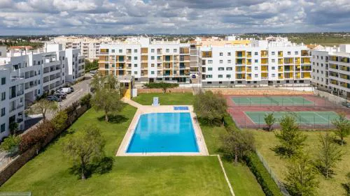 Vila Nova Sunny 2BR Apt with Pool by LovelyStay