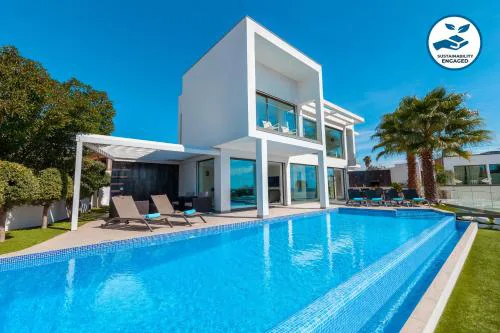 Villa Catalina - Piscina aquecível e BBQ em Armação de Pêra