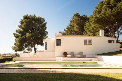 3-Bed Villa with Pool near Burgau- CASA DO BARCO