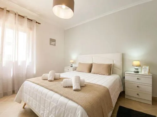 Apartamento T1 Carvoeiro c/piscina e a 300m Praia