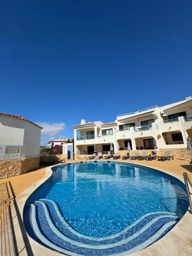Casa Julio-Rooftop Terrace & Pool 5 Min to Beach