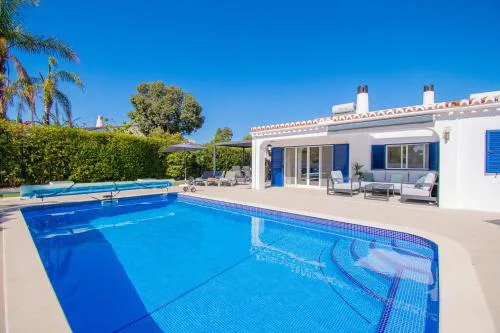 Casa Thea family villa with private heated swimm