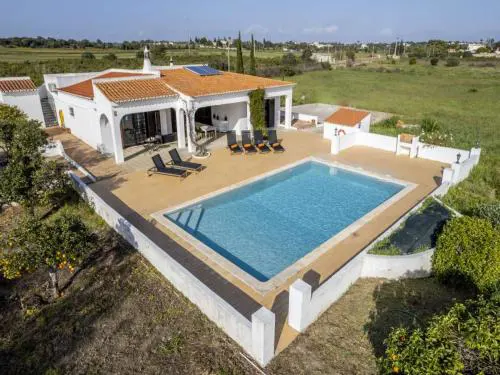 Secluded Carvoeiro Villa 3 Bedrooms Villa Urzais Modern Interiors