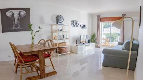 Tropical House