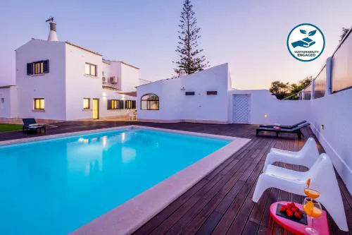 Villa Benagil Boutique - Moradia luxuosa com piscina aquecível e BBQ