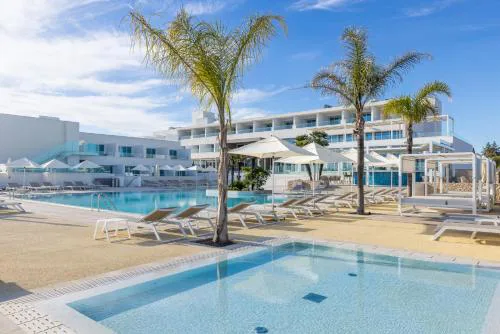 Wyndham Grand Carvoeiro Algarve