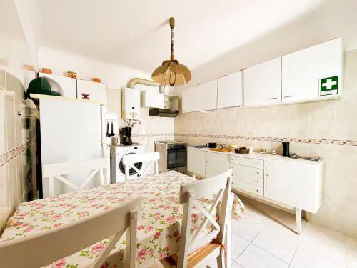 Simple Beach Lovers' Retreat in Espiche #1888