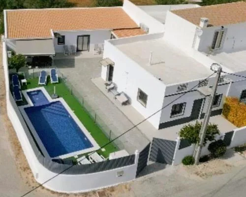 Casas Caiado Two Houses with swimming POOL