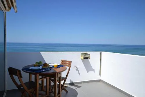 Ria Beach Studio by Algarve Holidays