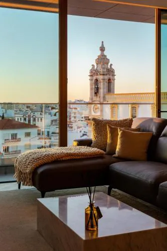 The View at the Downtown 5