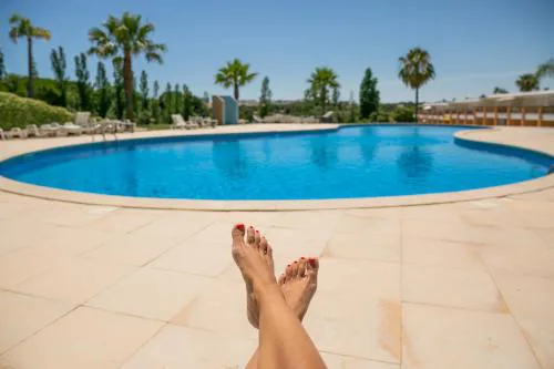 Villa facing the pool by Algarve Dream Holidays