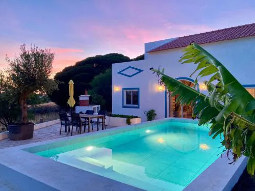Boutique holiday home "Casa da vida doce" I Private, quiet & stylish I Pool, garden, sea view I For families, friends & couples