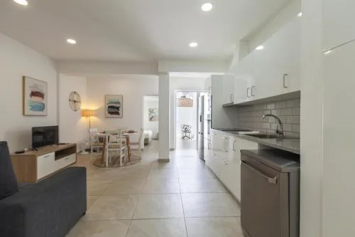B88 - Mendonça Street Apartment