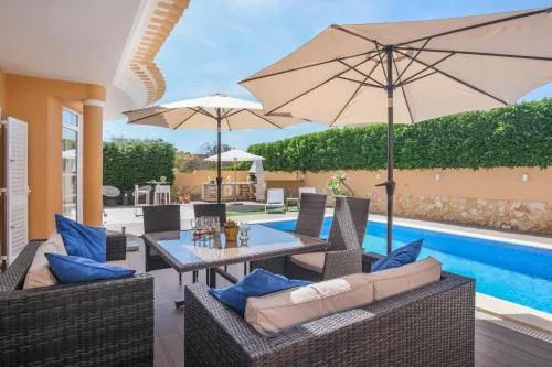 Canto do Sol, 4 Bedroom Villa