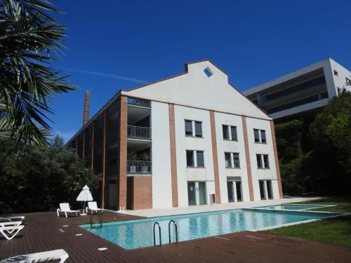 Lagos Factory Blue ( Marina de Lagos)