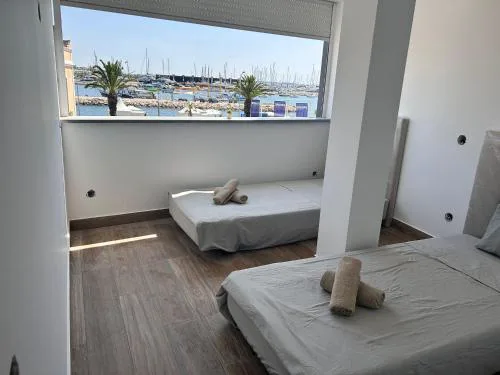 Lagos Marina- Excellent Location- Close To Beach