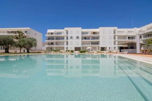 Marina Retreat - An exquisite 2 bedroom apartment on the Lagos Marina