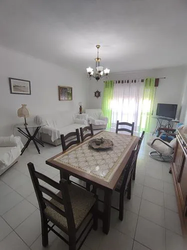 Nice Lagos 3 bedrooms Balcony Flat