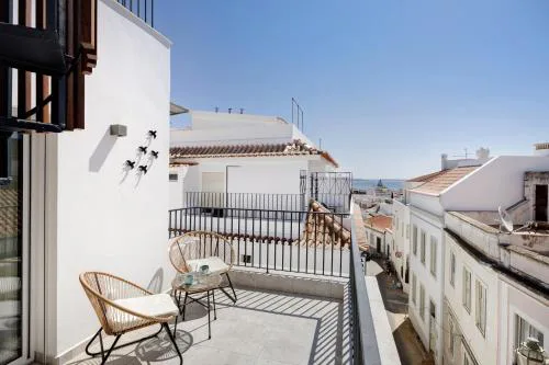 Old Town Apartments Sea View