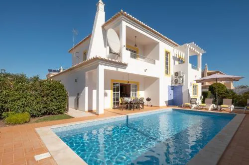 Porto de Mos 86 by Destination Algarve