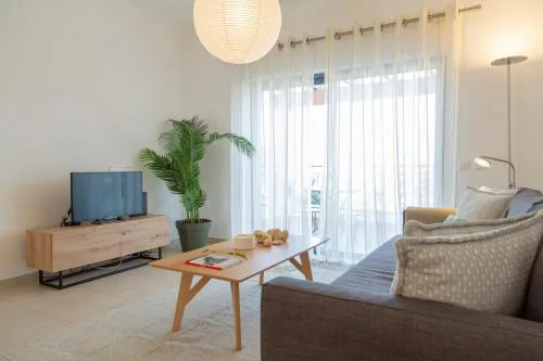 Santa Maria Apartment at Porto de Mos beach