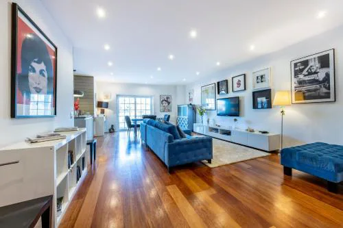 South East Wind Apartment
