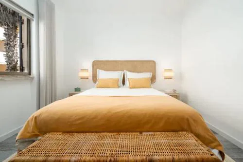 Superb Flat 200 from Beach, 10 min to Downtown