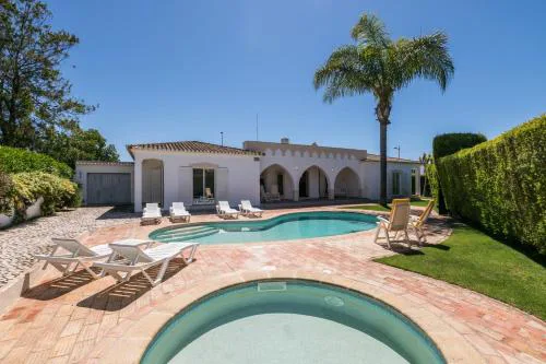 Villa near the beach and Lagos Marina #1868