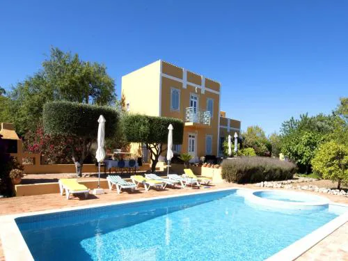 Elegant Loulé Mansion with Pool