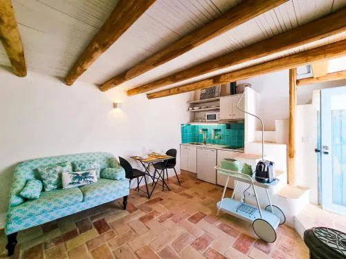 FLH Vale Judeu Rustic Mezzanine Cottage II