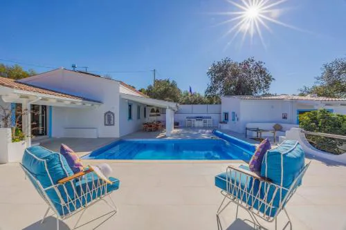 Vista Azul by Vintage Travel